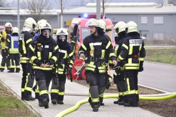 FFW-Ubung GUTEX-Hallen 26-11-2016 (45).JPG