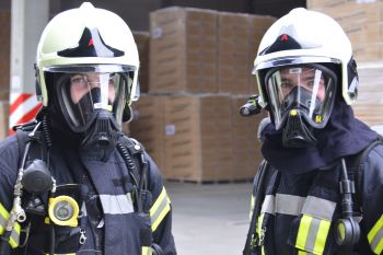 FFW-Ubung GUTEX-Hallen 26-11-2016 (29).JPG