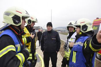 FFW-Ubung GUTEX-Hallen 26-11-2016 (5).JPG